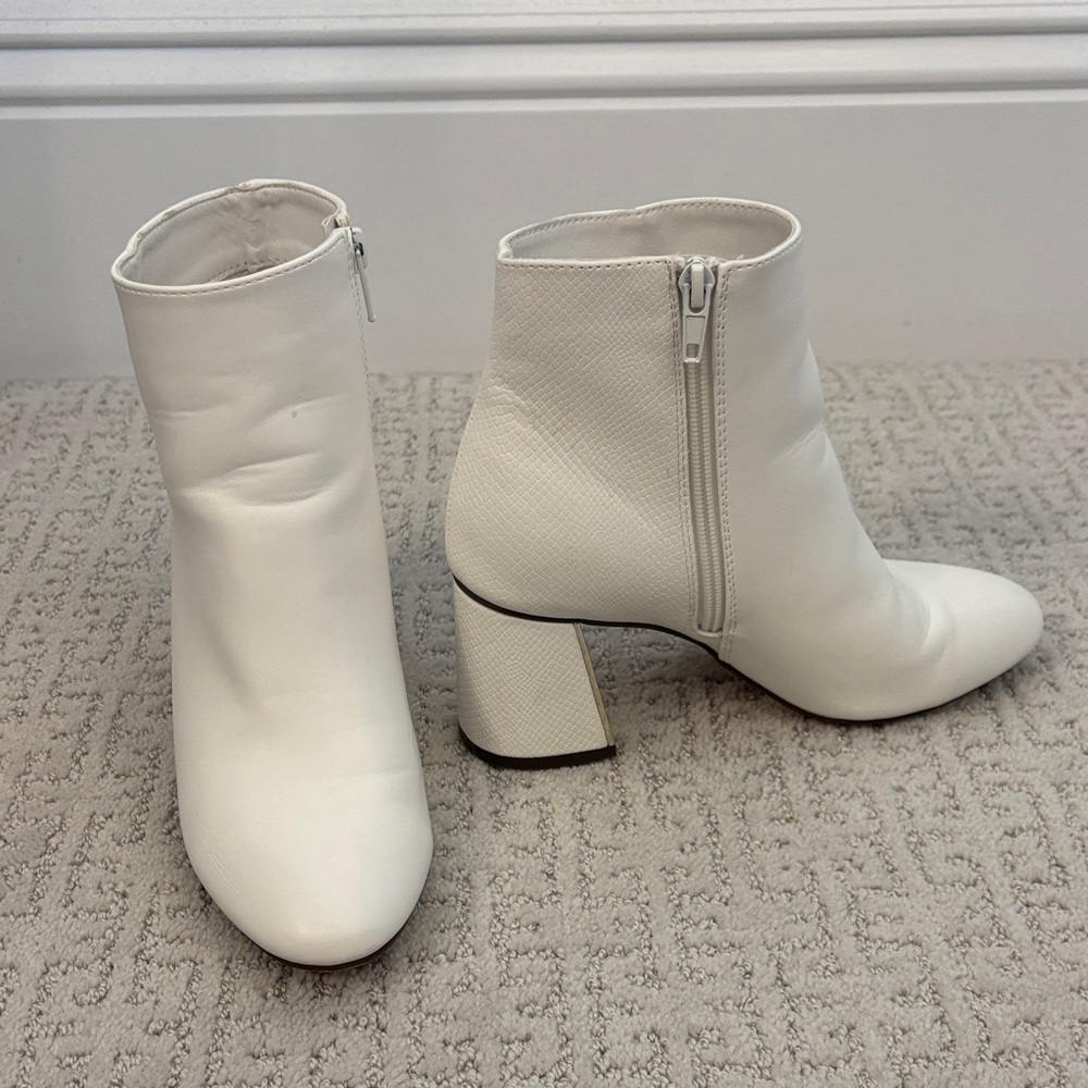 XOXO White Ankle Boots size 7.